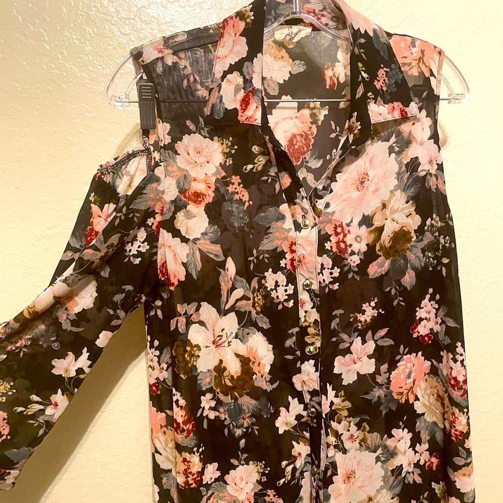 Black floral open shoulder top
